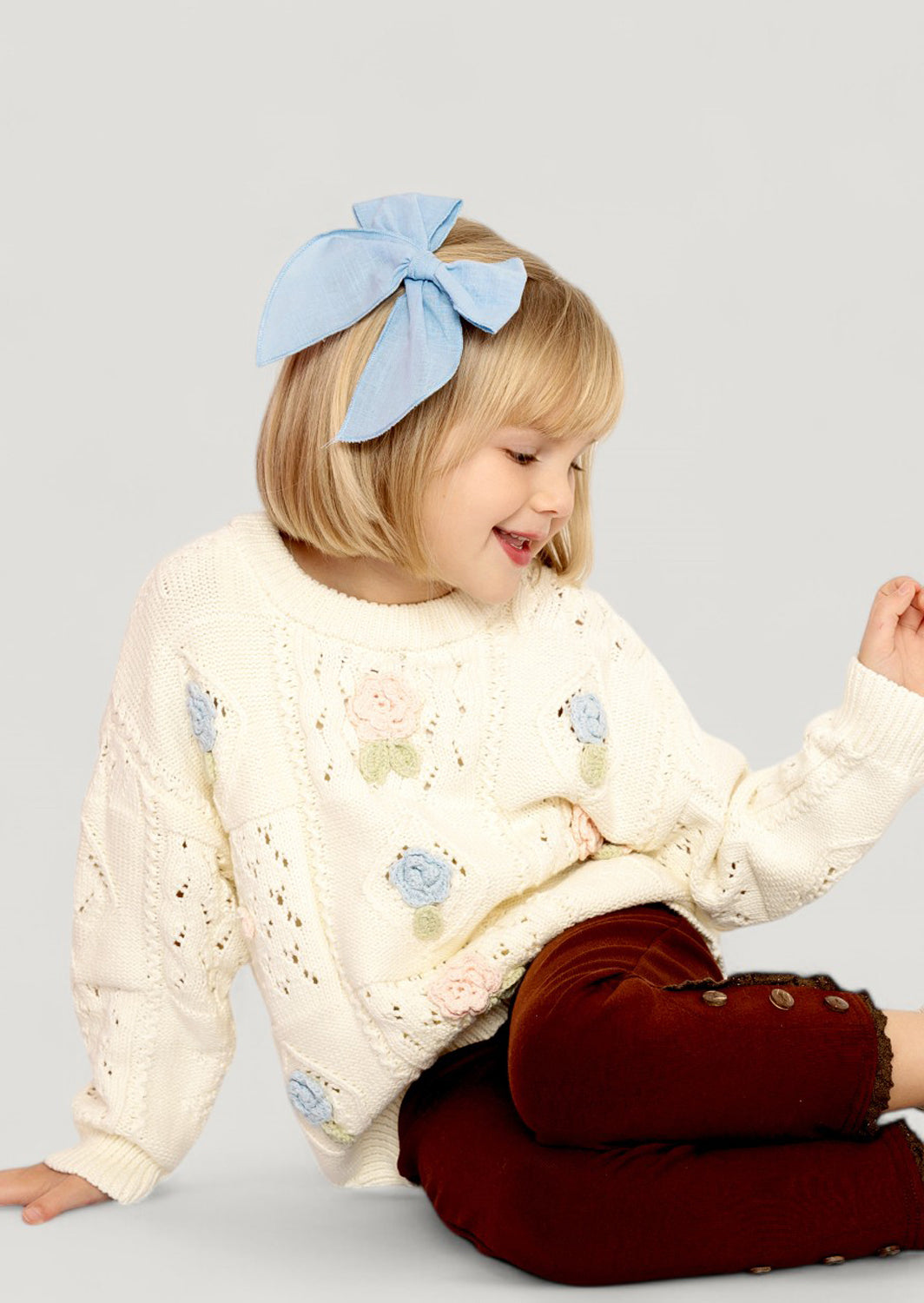 Girls Handknit Crochet Flowers Girls Pullover Sweater in Cream