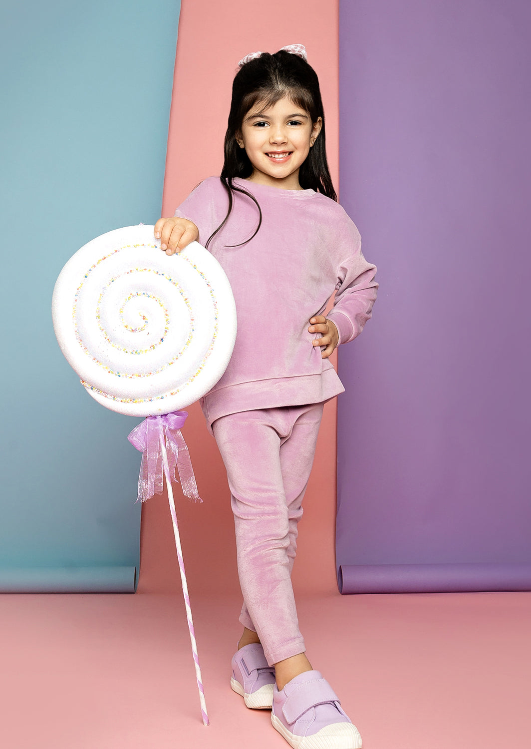 Girls Velour Jogger Pants In Lavender