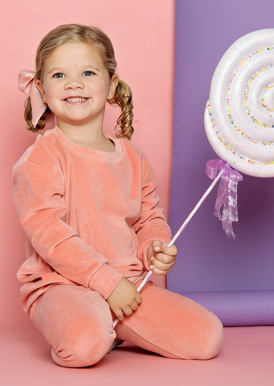 Girls Long Sleeve Velour Sweatshirt In Rose Pink